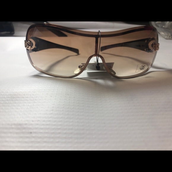 Sunglasses - Picture 1 of 4